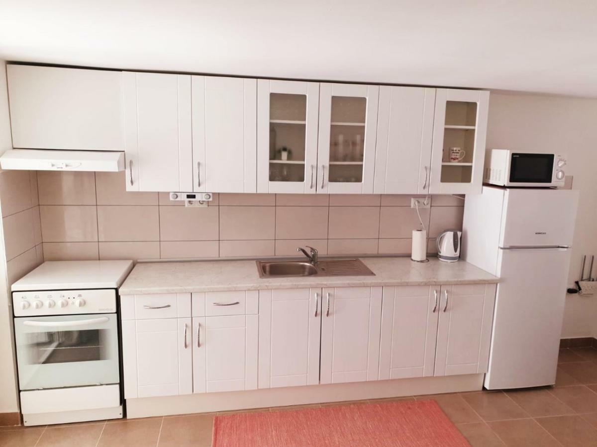 Apartment Mihaela Blace Ngoại thất bức ảnh